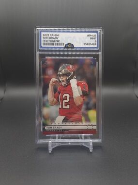 Panini Tom Brady Photogenic #PH-25 Football Card - Red, Black